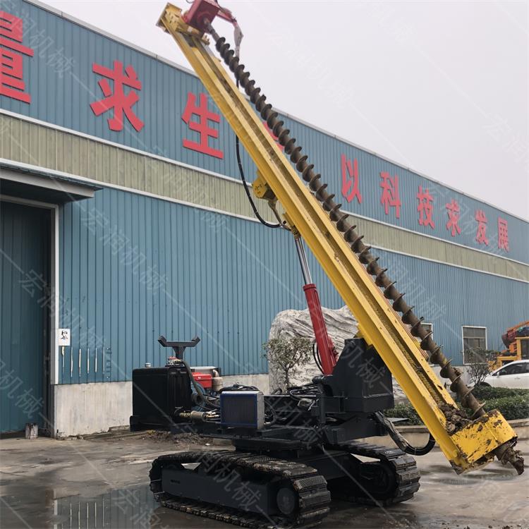直銷(xiāo)光伏履帶鉆孔機，螺旋光伏鉆孔機